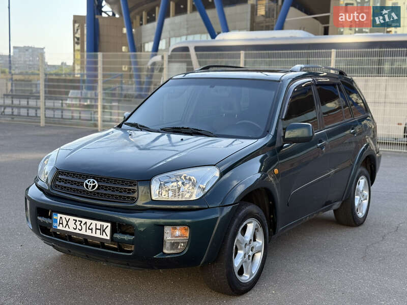 Toyota Rav4 (2002)