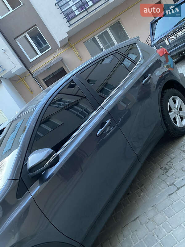 Toyota Rav4 (2014)