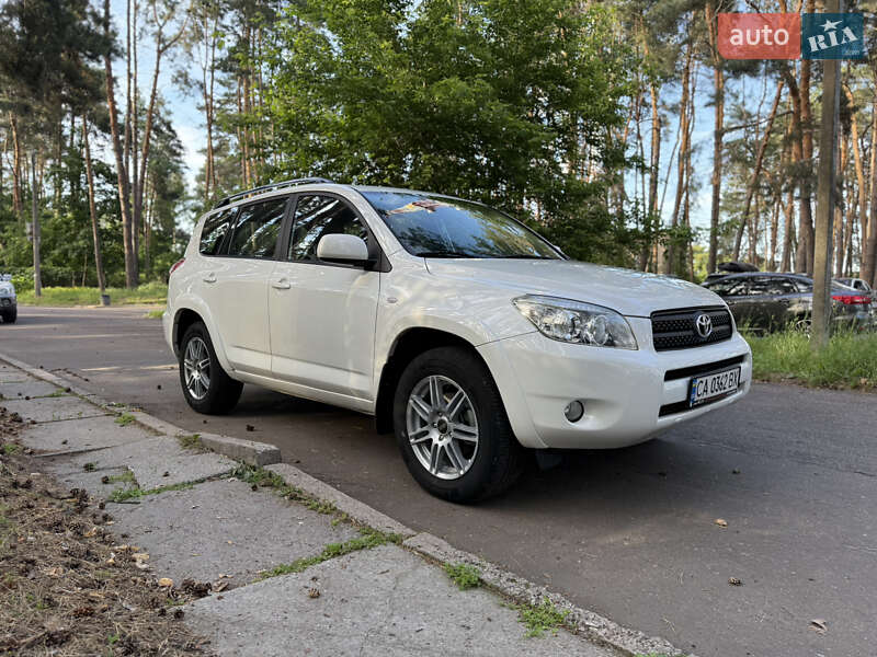Toyota Rav4 (2007)