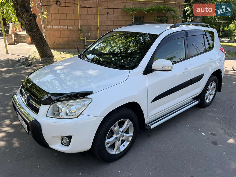 Toyota Rav4 (2009)