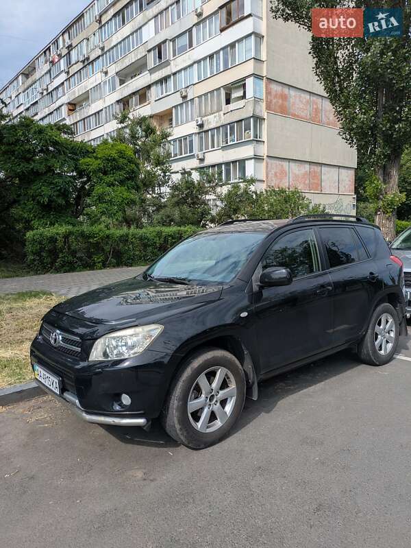 Toyota Rav4 (2007)