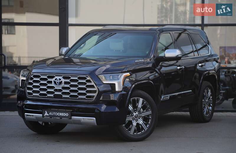 Toyota Sequoia (2023)