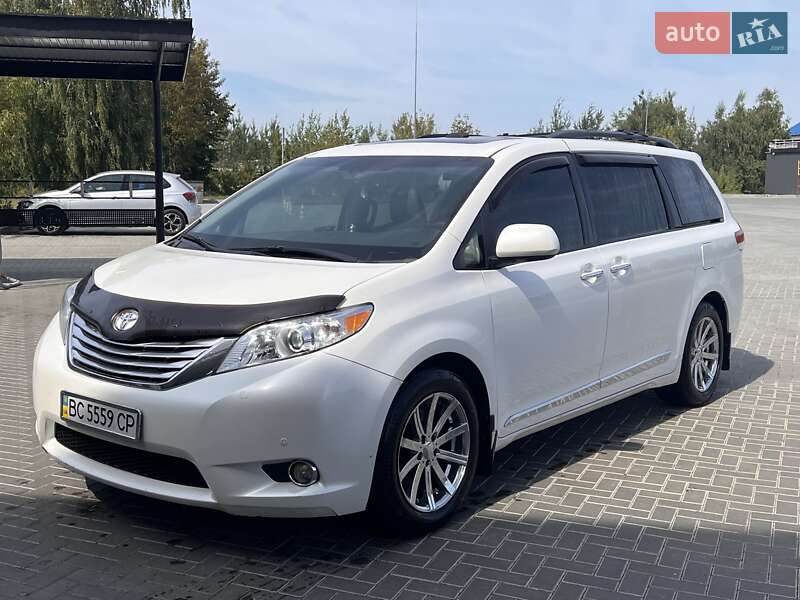 Toyota Sienna (2010)