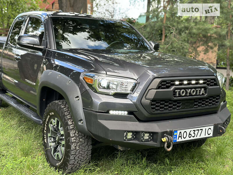 Toyota Tacoma (2018)