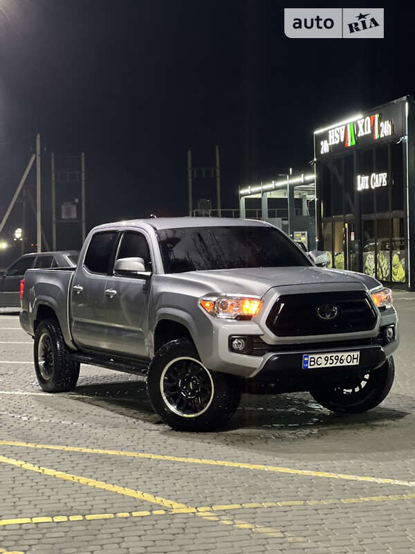 Toyota Tacoma (2019)