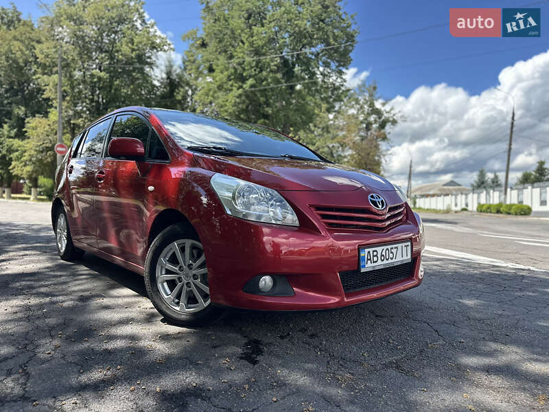 Toyota Verso (2010)