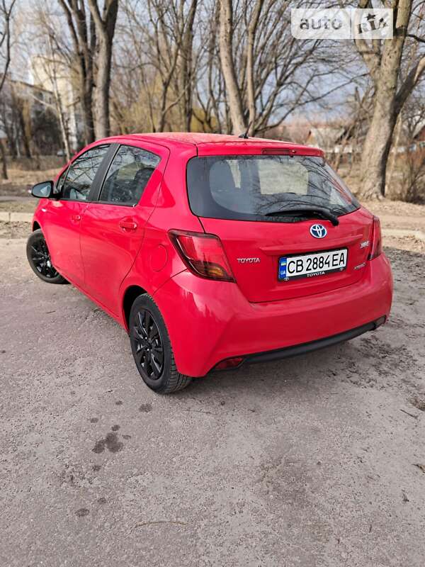 Toyota Yaris (2015)