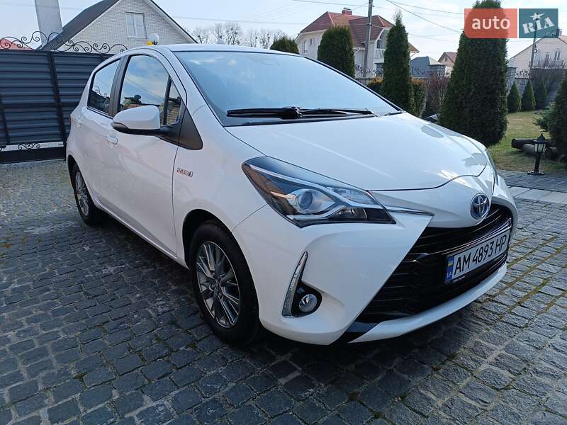 Toyota Yaris hybrid (2018)