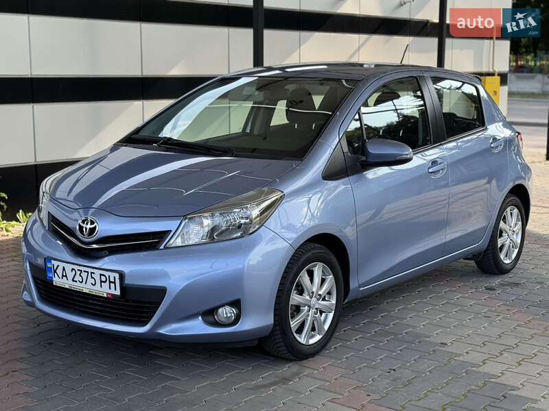 Toyota Yaris (2012)
