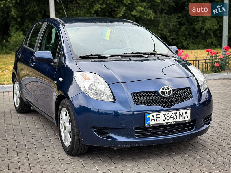 Toyota Yaris (2007)