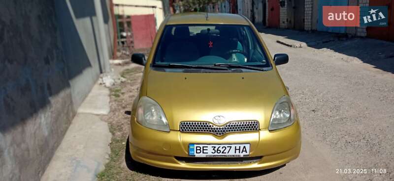 Toyota Yaris (2000)