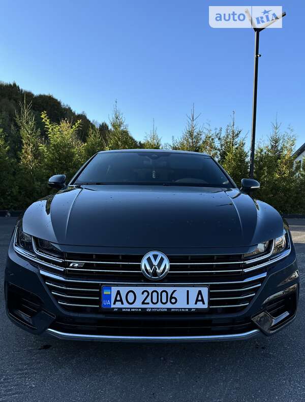 Volkswagen Arteon (2017)