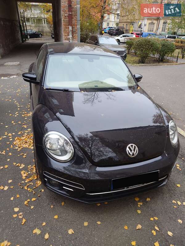 Volkswagen Beetle (2016)