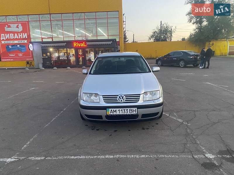 Volkswagen Bora (2005)