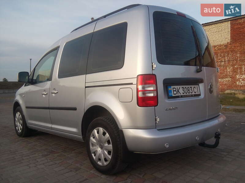 Volkswagen Caddy (2011)