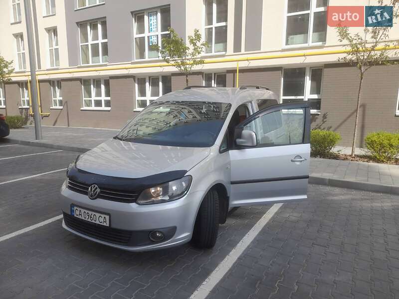 Volkswagen Caddy (2011)