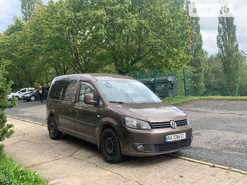 Volkswagen Caddy (2012)
