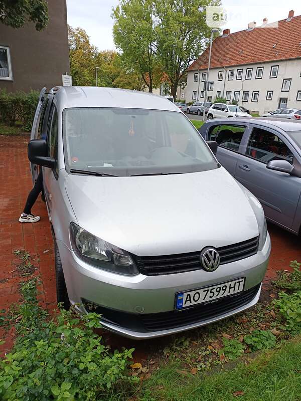 Volkswagen Caddy (2010)