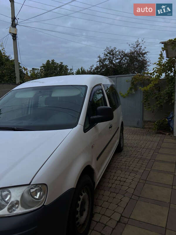 Volkswagen Caddy (2009)