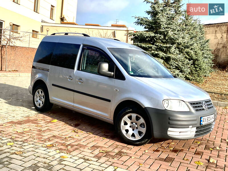 Volkswagen Caddy (2005)