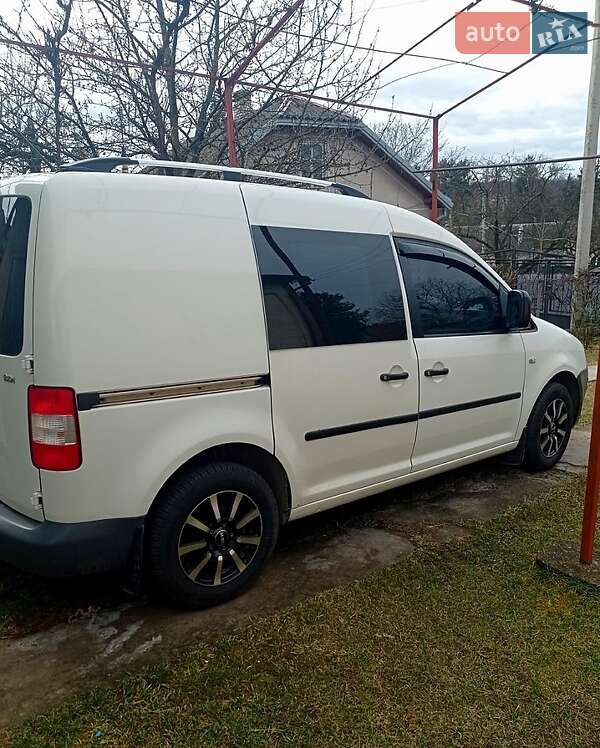 Volkswagen Caddy (2004)