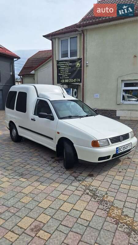Volkswagen Caddy (2002)
