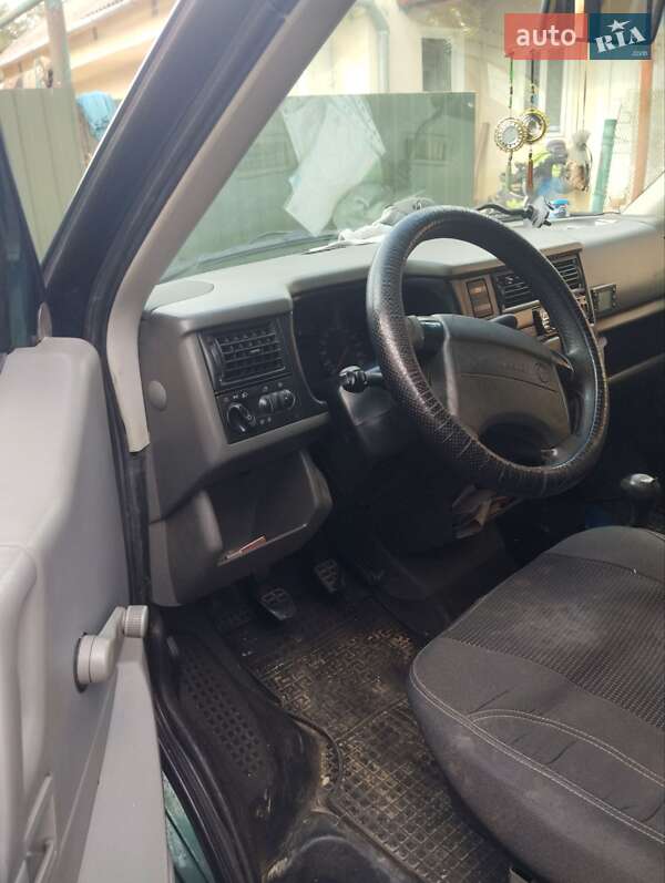 Volkswagen Caravelle (1996)