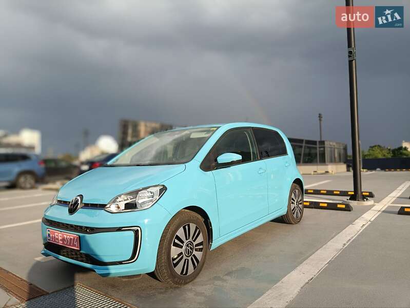 Volkswagen E-up (2021)
