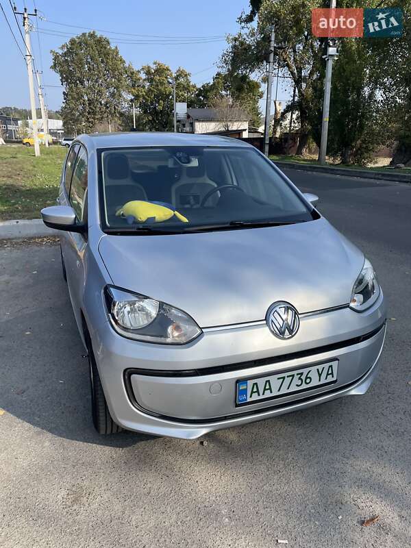 Volkswagen E-up (2014)