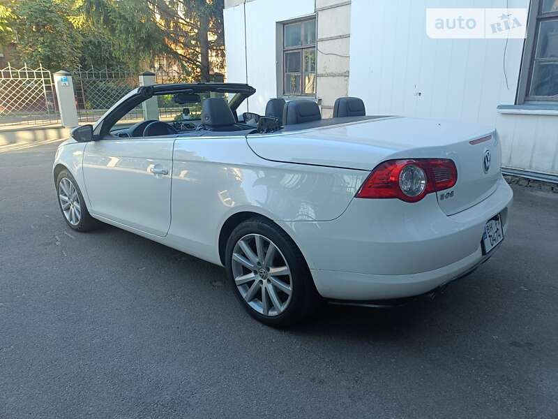 Volkswagen Eos (2010)