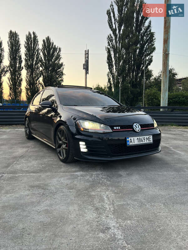 Volkswagen Golf gti (2014)