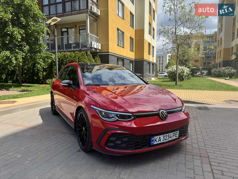 Volkswagen Golf gti (2023)