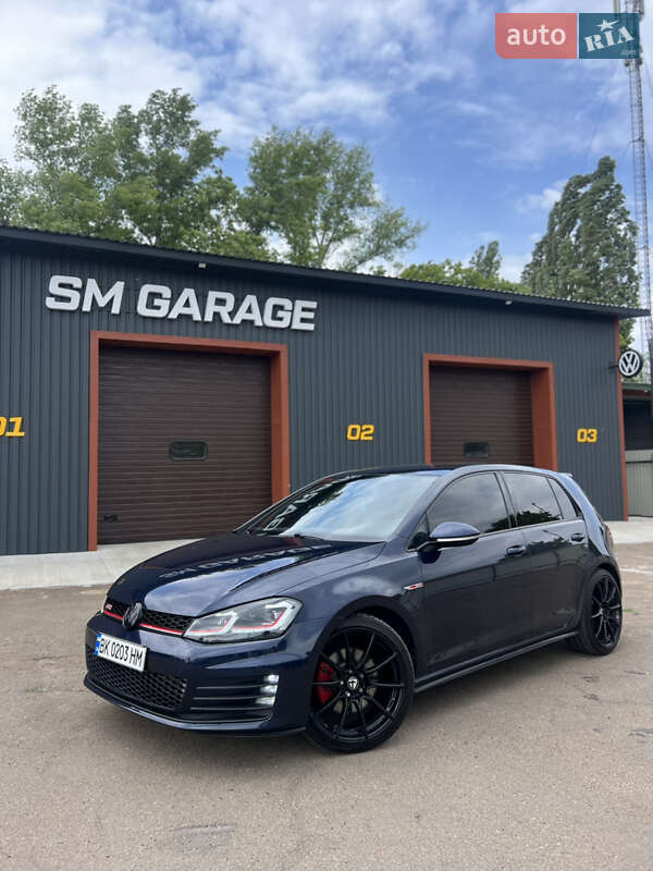 Volkswagen Golf gti (2017)