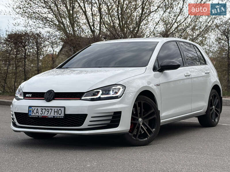 Volkswagen Golf gti (2016)