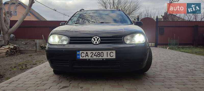 Volkswagen Golf (2002)