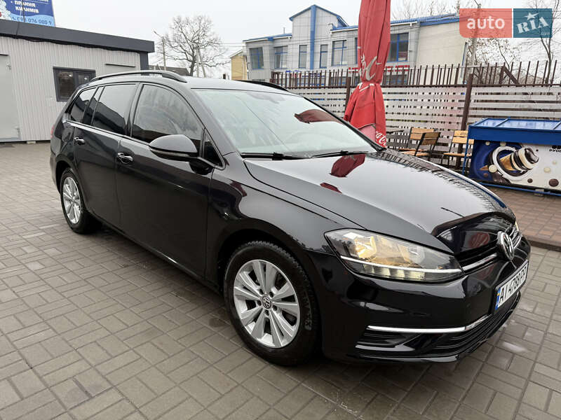 Volkswagen Golf (2019)