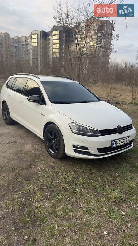 Volkswagen Golf (2014)