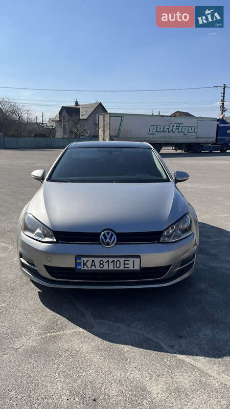 Volkswagen Golf (2014)