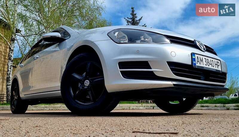 Volkswagen Golf (2017)