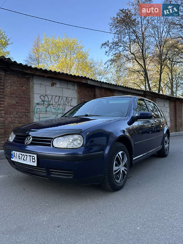 Volkswagen Golf (1999)