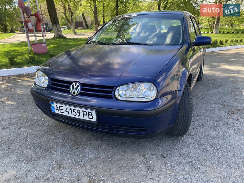 Volkswagen Golf (2001)