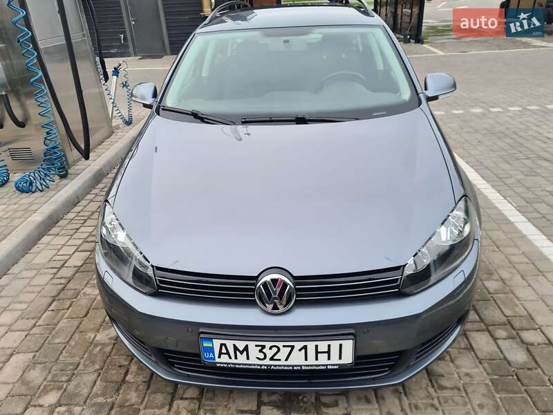 Volkswagen Golf (2010)