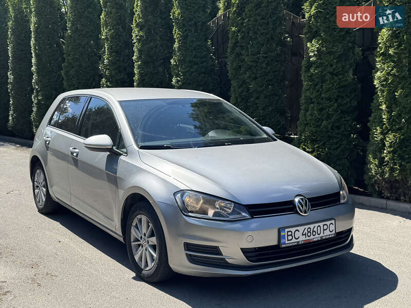 Volkswagen Golf (2014)