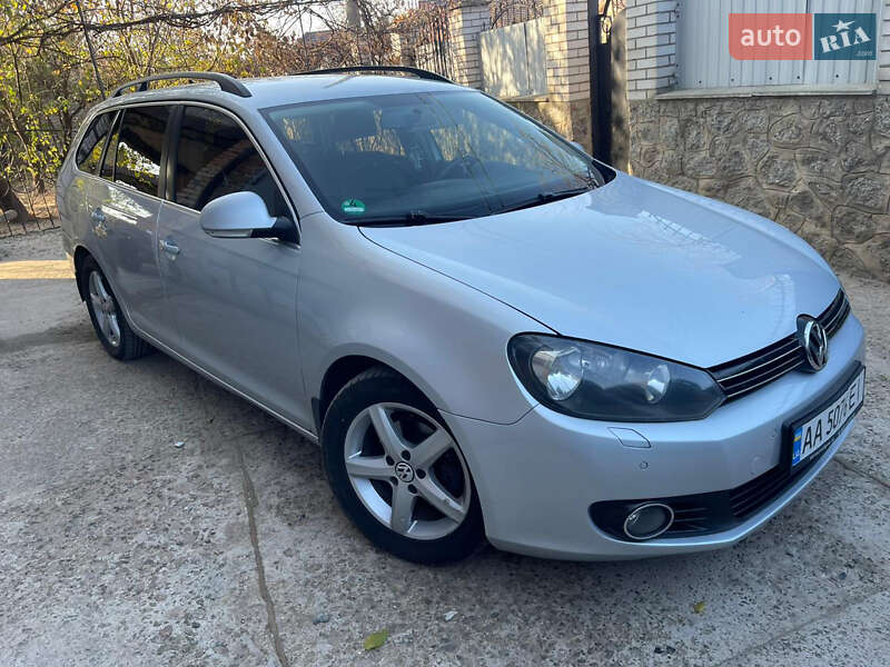 Volkswagen Golf (2012)