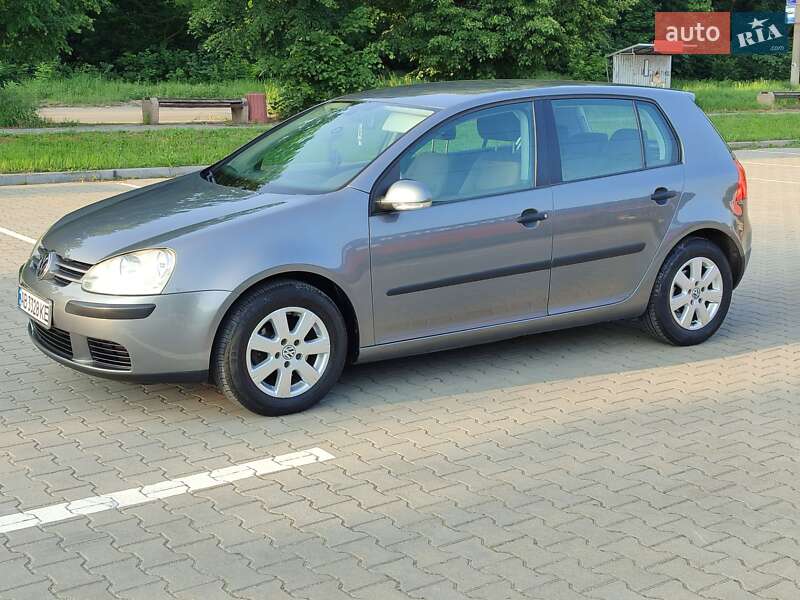 Volkswagen Golf (2005)