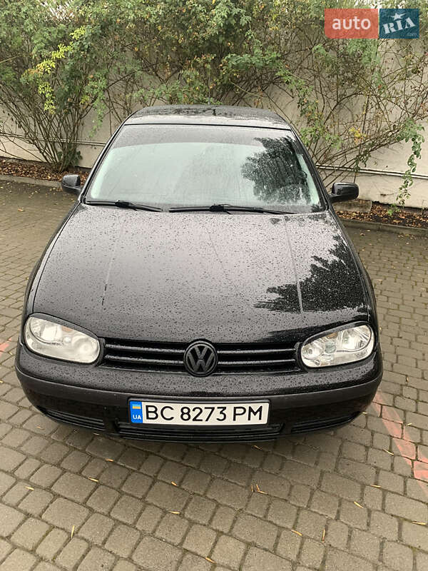 Volkswagen Golf (2000)