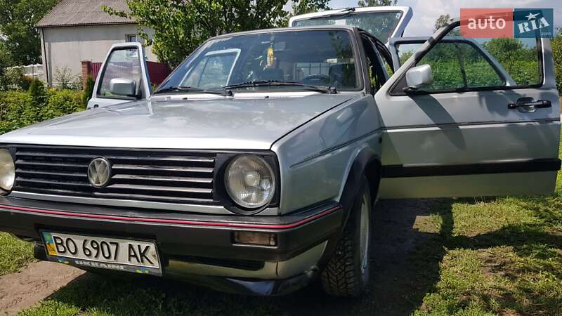 Volkswagen Golf (1988)