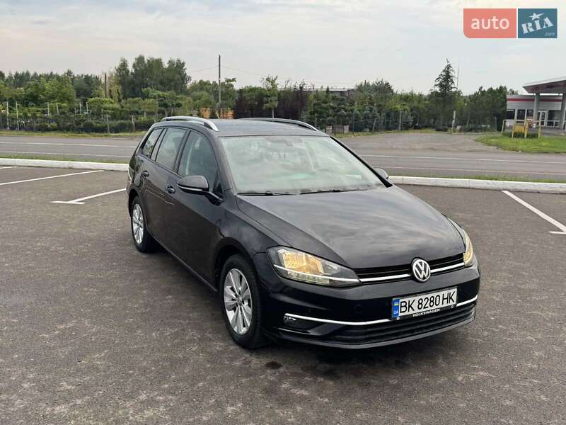Volkswagen Golf (2017)