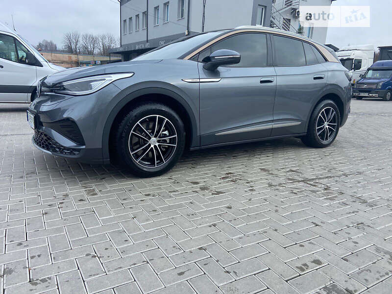 Volkswagen Id.4 x (2021)