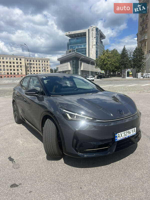 Volkswagen  (2024)